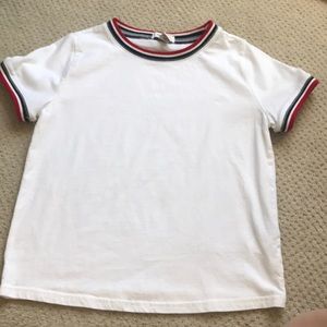 Never worn and in Perfect conditions!!